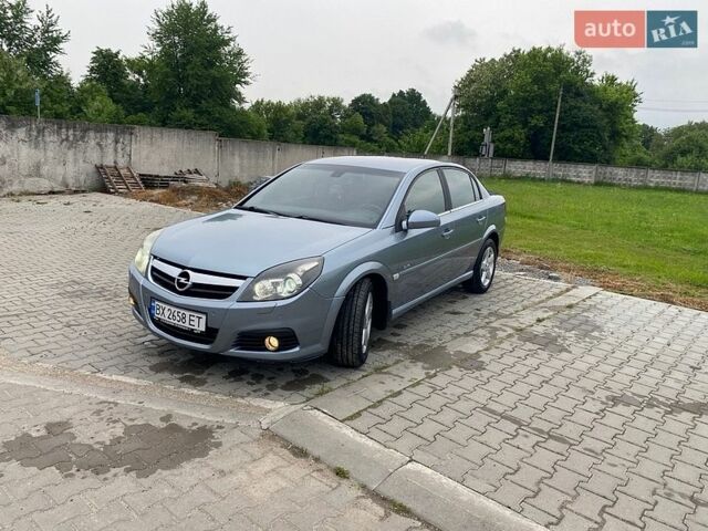 Сірий Опель Вектра, об'ємом двигуна 2.2 л та пробігом 290 тис. км за 4500 $, фото 1 на Automoto.ua