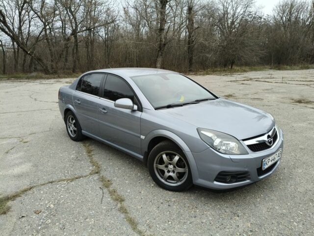 Сірий Опель Вектра, об'ємом двигуна 2.2 л та пробігом 228 тис. км за 7000 $, фото 1 на Automoto.ua