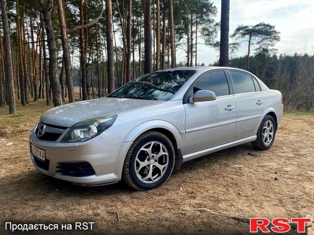 Серый Опель Вектра, объемом двигателя 2.2 л и пробегом 230 тыс. км за 4800 $, фото 1 на Automoto.ua