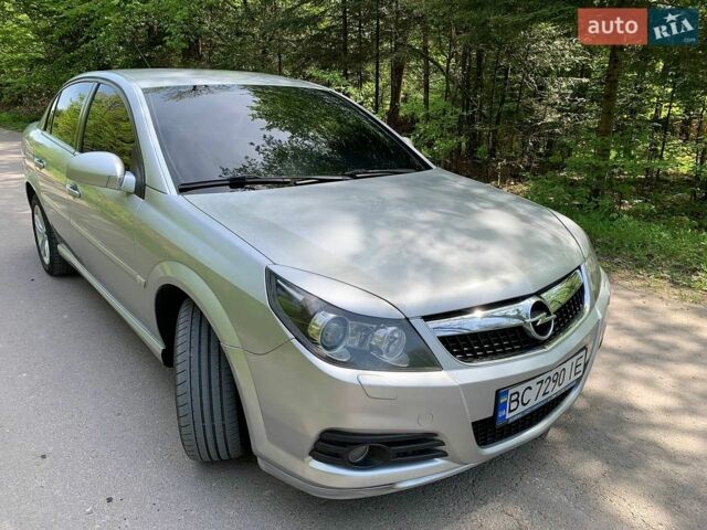 Сірий Опель Вектра, об'ємом двигуна 2.2 л та пробігом 250 тис. км за 6500 $, фото 1 на Automoto.ua