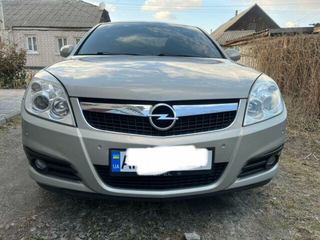 Серый Опель Вектра, объемом двигателя 1.9 л и пробегом 297 тыс. км за 5900 $, фото 1 на Automoto.ua