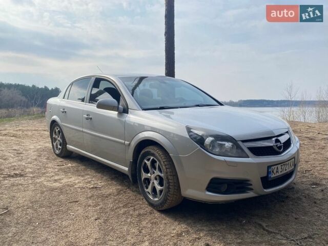Серый Опель Вектра, объемом двигателя 2.2 л и пробегом 230 тыс. км за 4800 $, фото 1 на Automoto.ua