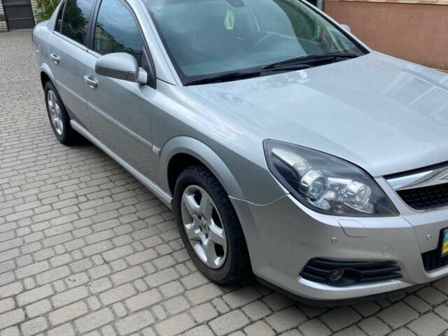 Сірий Опель Вектра, об'ємом двигуна 2.2 л та пробігом 104 тис. км за 8000 $, фото 1 на Automoto.ua