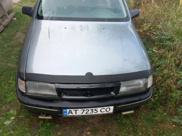 Сірий Опель Вектра, об'ємом двигуна 2 л та пробігом 250 тис. км за 1000 $, фото 1 на Automoto.ua