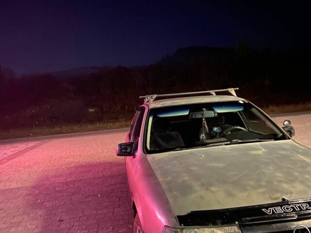 Сірий Опель Вектра, об'ємом двигуна 2 л та пробігом 100 тис. км за 1000 $, фото 1 на Automoto.ua