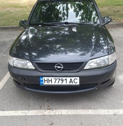 Сірий Опель Вектра, об'ємом двигуна 2 л та пробігом 313 тис. км за 2700 $, фото 1 на Automoto.ua
