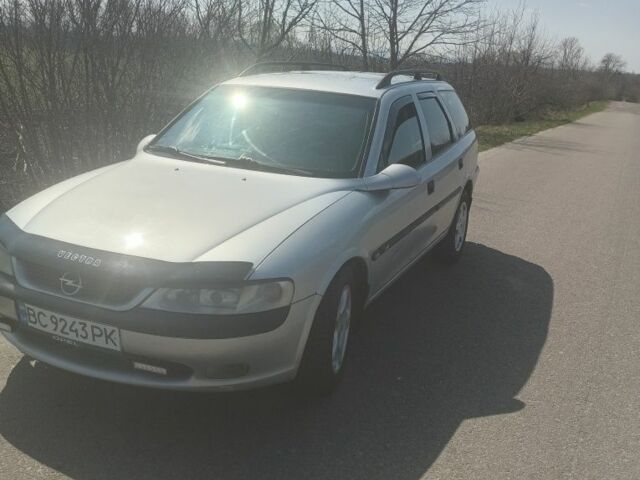 Серый Опель Вектра, объемом двигателя 1.8 л и пробегом 328 тыс. км за 2200 $, фото 1 на Automoto.ua