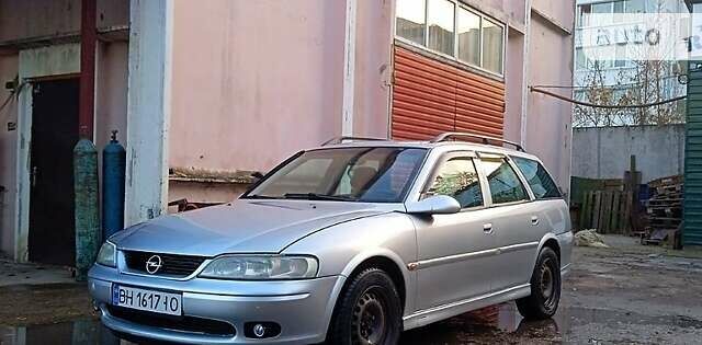 Сірий Опель Вектра, об'ємом двигуна 1.6 л та пробігом 252 тис. км за 3000 $, фото 1 на Automoto.ua