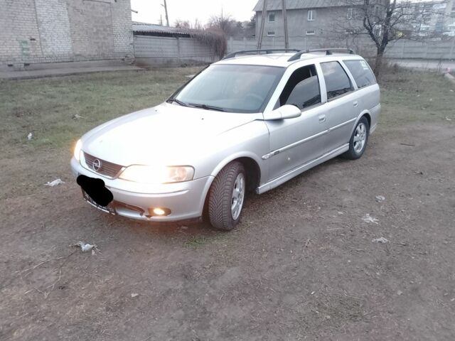 Серый Опель Вектра, объемом двигателя 2 л и пробегом 42 тыс. км за 1898 $, фото 1 на Automoto.ua