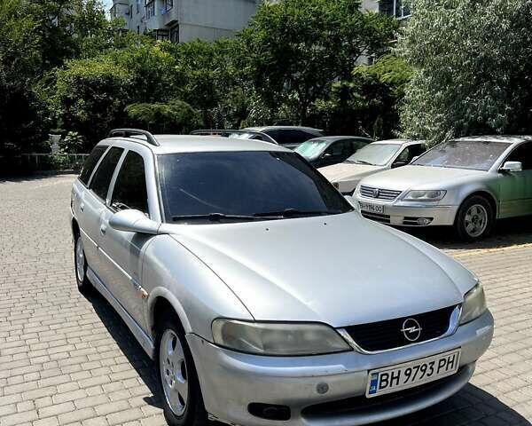 Сірий Опель Вектра, об'ємом двигуна 1.8 л та пробігом 405 тис. км за 2400 $, фото 1 на Automoto.ua