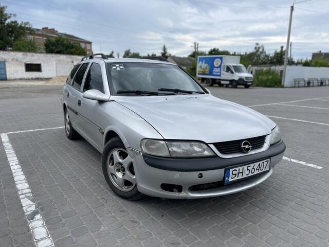 Сірий Опель Вектра, об'ємом двигуна 2 л та пробігом 300 тис. км за 1400 $, фото 1 на Automoto.ua