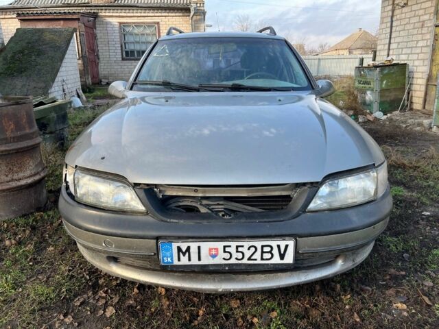 Серый Опель Вектра, объемом двигателя 2 л и пробегом 290 тыс. км за 500 $, фото 1 на Automoto.ua