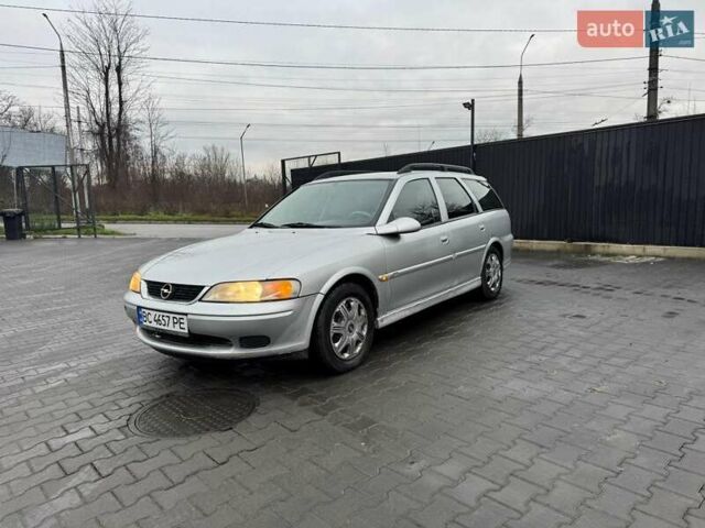 Сірий Опель Вектра, об'ємом двигуна 2 л та пробігом 250 тис. км за 1999 $, фото 1 на Automoto.ua