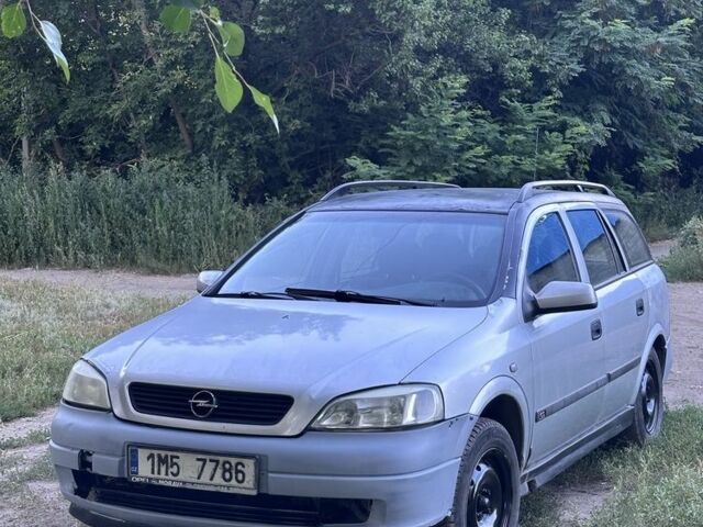 Сірий Опель Вектра, об'ємом двигуна 2 л та пробігом 777 тис. км за 952 $, фото 1 на Automoto.ua