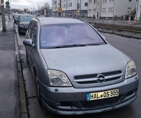 Серый Опель Вектра, объемом двигателя 0 л и пробегом 290 тыс. км за 691 $, фото 1 на Automoto.ua