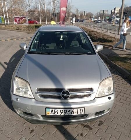 Серый Опель Вектра, объемом двигателя 3.2 л и пробегом 200 тыс. км за 3300 $, фото 1 на Automoto.ua