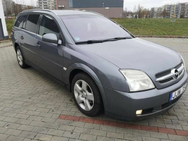 Серый Опель Вектра, объемом двигателя 1.9 л и пробегом 250 тыс. км за 3000 $, фото 1 на Automoto.ua