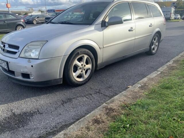 Опель Вектра 2004 в Львове на Automoto.ua Серый Опель Вектра, объемом двигателя 1.9 л и пробегом 330 тыс. км за 1700 $, фото 1 на Automoto.ua