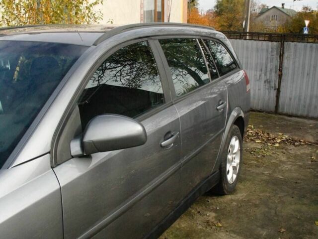 Опель Вектра 2004 в Радехове на Automoto.ua Серый Опель Вектра, объемом двигателя 1.9 л и пробегом 2 тыс. км за 4000 $, фото 1 на Automoto.ua