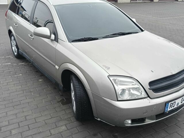 Серый Опель Вектра, объемом двигателя 1.9 л и пробегом 195 тыс. км за 2669 $, фото 1 на Automoto.ua