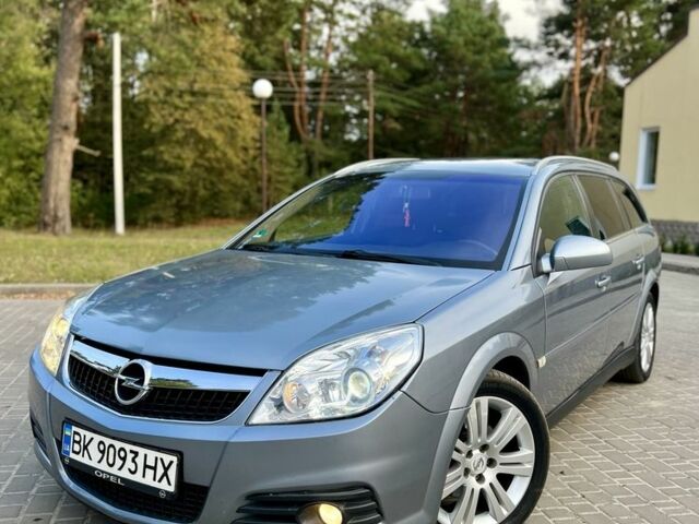 Серый Опель Вектра, объемом двигателя 1.9 л и пробегом 228 тыс. км за 5450 $, фото 1 на Automoto.ua