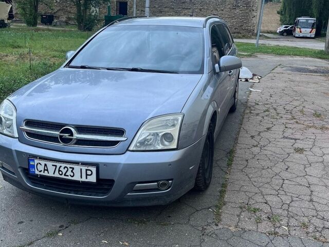 Сірий Опель Вектра, об'ємом двигуна 1.9 л та пробігом 370 тис. км за 4000 $, фото 1 на Automoto.ua