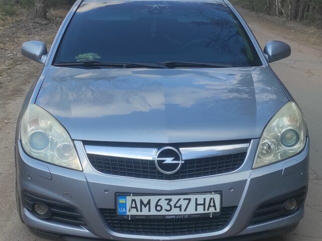 Серый Опель Вектра, объемом двигателя 1.9 л и пробегом 300 тыс. км за 4500 $, фото 1 на Automoto.ua