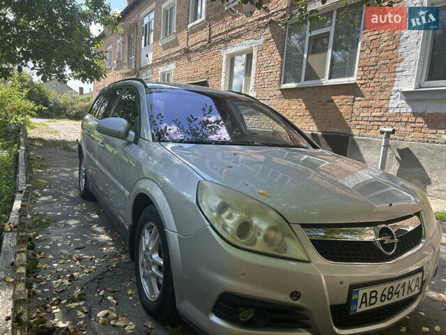 Серый Опель Вектра, объемом двигателя 2.17 л и пробегом 275 тыс. км за 4500 $, фото 1 на Automoto.ua