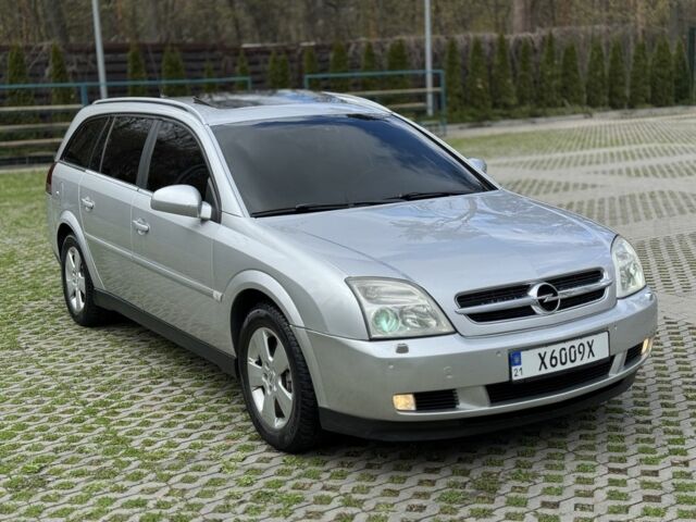 Сірий Опель Вектра, об'ємом двигуна 3 л та пробігом 300 тис. км за 5900 $, фото 1 на Automoto.ua
