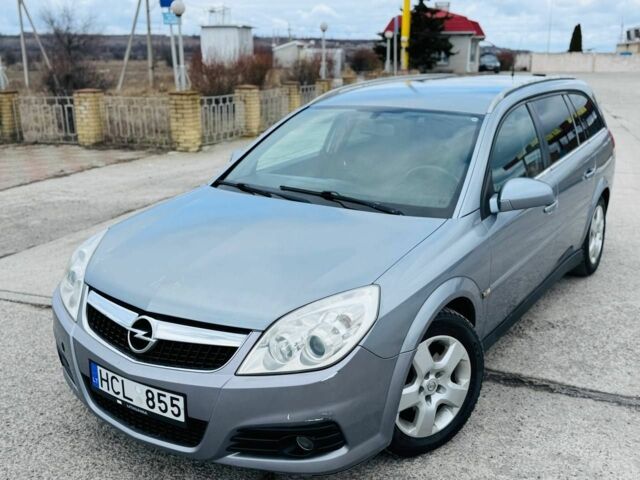 Серый Опель Вектра, объемом двигателя 0 л и пробегом 170 тыс. км за 2600 $, фото 1 на Automoto.ua