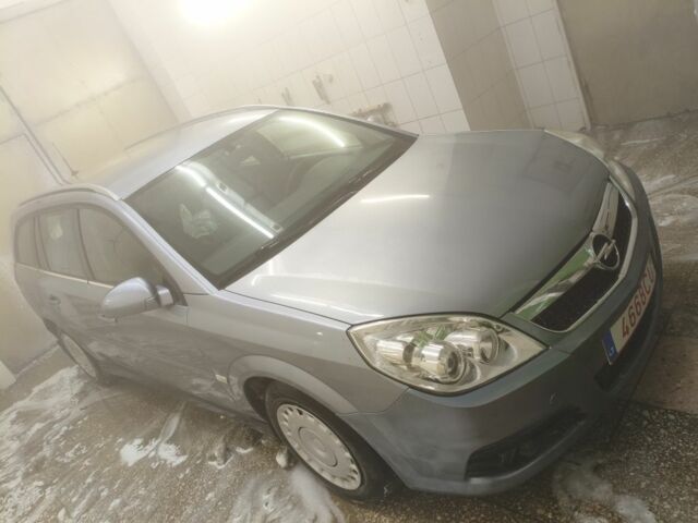 Сірий Опель Вектра, об'ємом двигуна 1.9 л та пробігом 210 тис. км за 3300 $, фото 1 на Automoto.ua