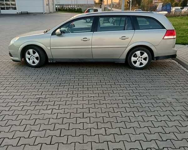 Серый Опель Вектра, объемом двигателя 1.91 л и пробегом 225 тыс. км за 5700 $, фото 1 на Automoto.ua