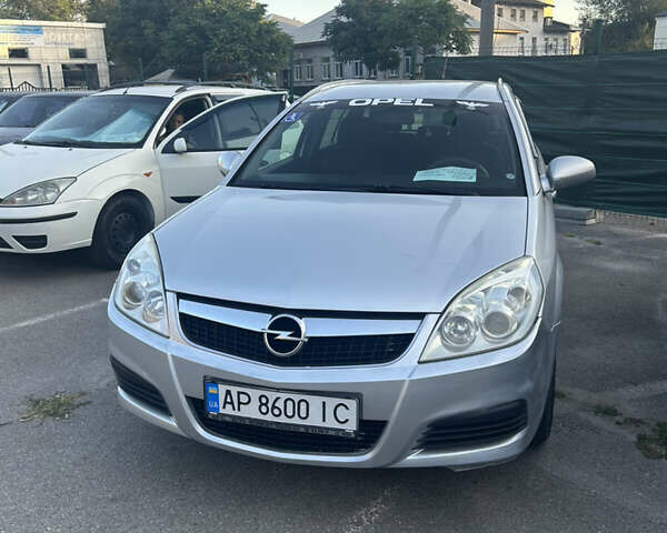 Сірий Опель Вектра, об'ємом двигуна 1.8 л та пробігом 331 тис. км за 4800 $, фото 1 на Automoto.ua