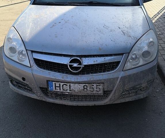 Серый Опель Вектра, объемом двигателя 0 л и пробегом 216 тыс. км за 2750 $, фото 1 на Automoto.ua