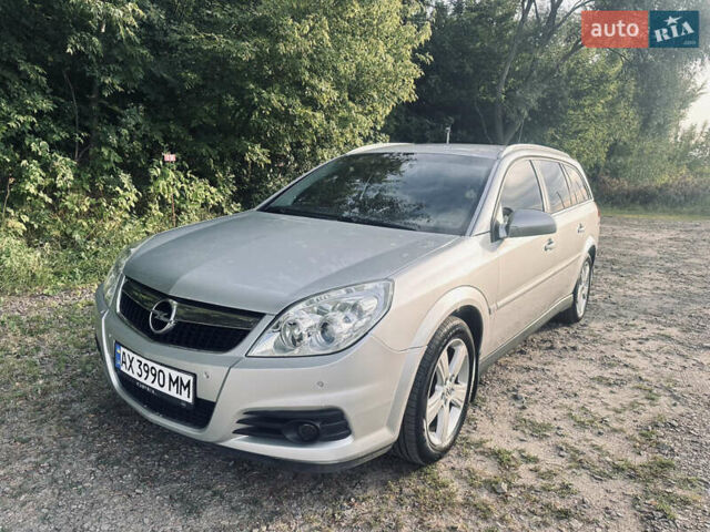 Сірий Опель Вектра, об'ємом двигуна 1.8 л та пробігом 338 тис. км за 5000 $, фото 1 на Automoto.ua