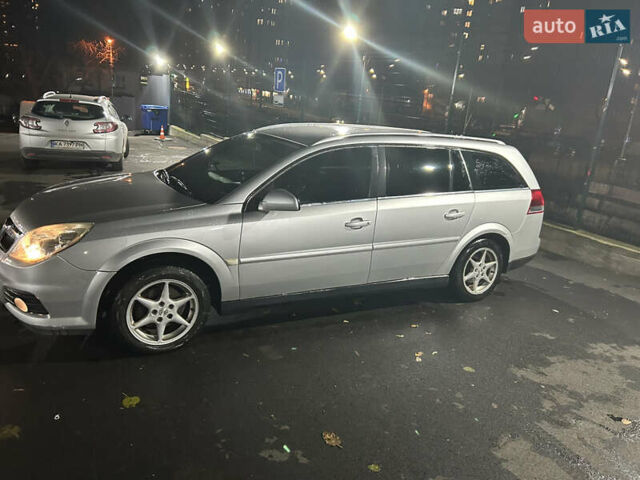 Сірий Опель Вектра, об'ємом двигуна 1.9 л та пробігом 260 тис. км за 4800 $, фото 1 на Automoto.ua