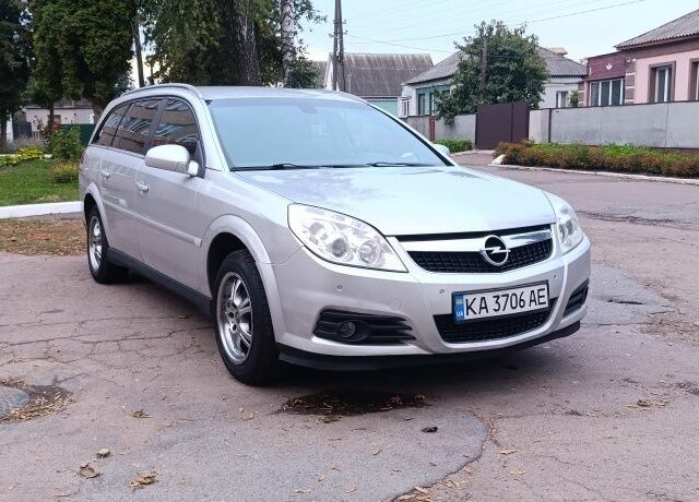 Сірий Опель Вектра, об'ємом двигуна 1.8 л та пробігом 180 тис. км за 4400 $, фото 1 на Automoto.ua