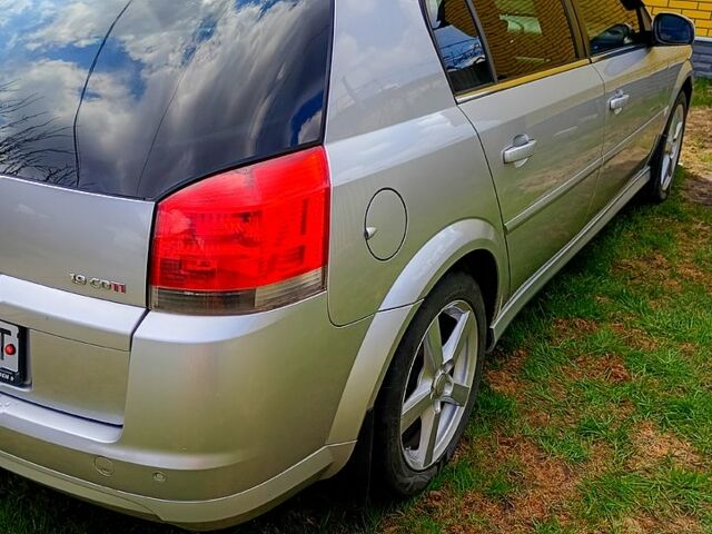 Серый Опель Вектра, объемом двигателя 1.9 л и пробегом 300 тыс. км за 6200 $, фото 1 на Automoto.ua