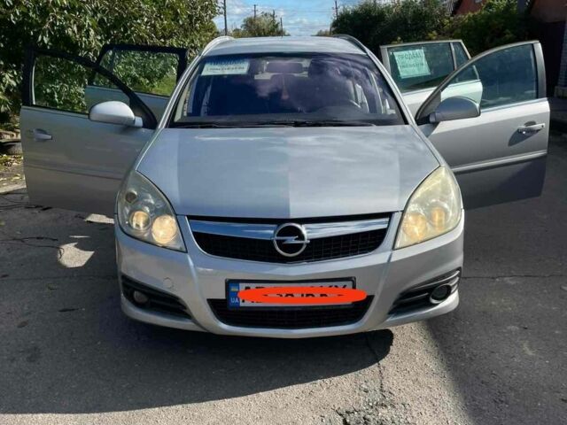 Сірий Опель Вектра, об'ємом двигуна 0 л та пробігом 237 тис. км за 5000 $, фото 1 на Automoto.ua