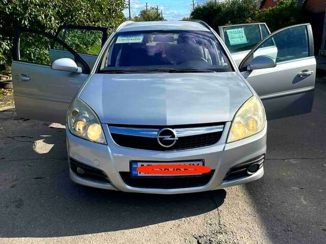 Опель Вектра 2008 у Бару на Automoto.ua Сірий Опель Вектра, об'ємом двигуна 1.6 л та пробігом 237 тис. км за 5000 $, фото 1 на Automoto.ua
