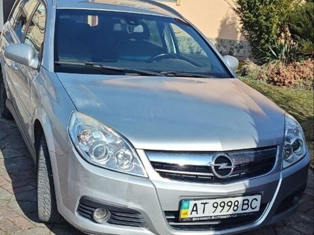 Серый Опель Вектра, объемом двигателя 1.9 л и пробегом 370 тыс. км за 5100 $, фото 1 на Automoto.ua