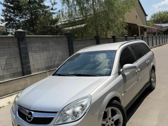 Сірий Опель Вектра, об'ємом двигуна 1.9 л та пробігом 350 тис. км за 3350 $, фото 1 на Automoto.ua