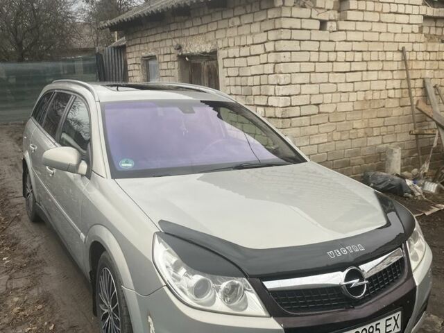 Серый Опель Вектра, объемом двигателя 1.9 л и пробегом 330 тыс. км за 5000 $, фото 1 на Automoto.ua