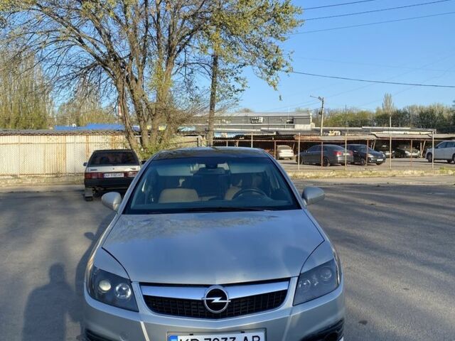 Серый Опель Вектра, объемом двигателя 2.2 л и пробегом 1000 тыс. км за 5300 $, фото 1 на Automoto.ua