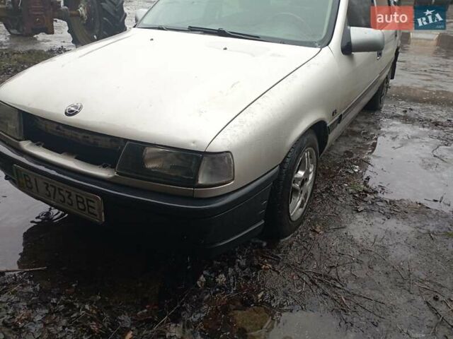 Серый Опель Вектра, объемом двигателя 0 л и пробегом 350 тыс. км за 1200 $, фото 1 на Automoto.ua