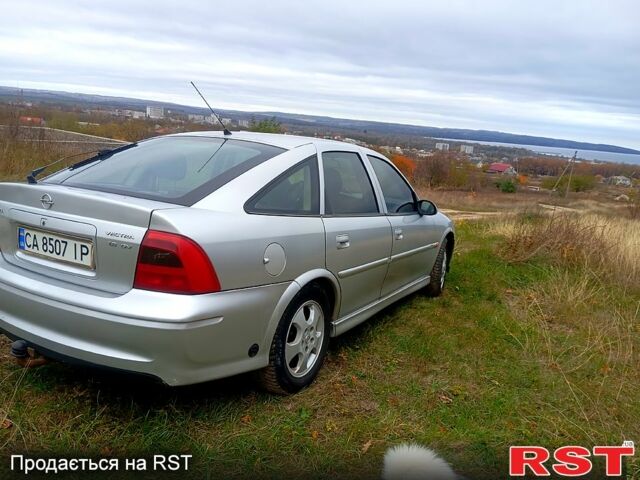 Серый Опель Вектра, объемом двигателя 1.8 л и пробегом 0 тыс. км за 2500 $, фото 1 на Automoto.ua