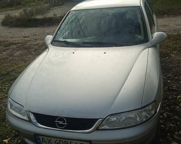 Серый Опель Вектра, объемом двигателя 1.8 л и пробегом 315 тыс. км за 2900 $, фото 1 на Automoto.ua