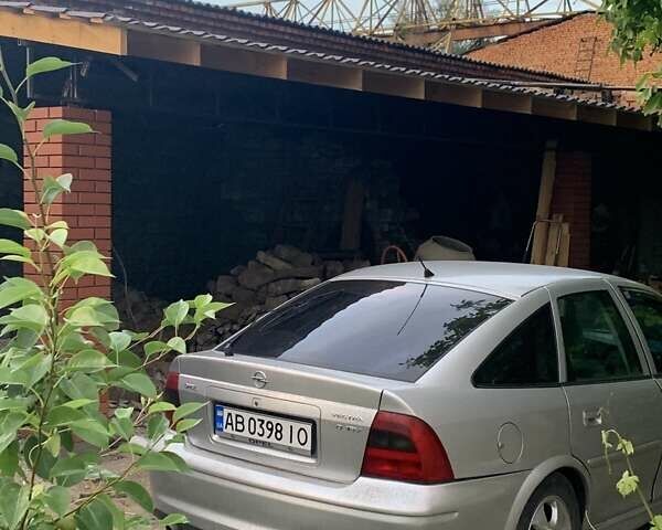Серый Опель Вектра, объемом двигателя 2 л и пробегом 265 тыс. км за 4100 $, фото 1 на Automoto.ua