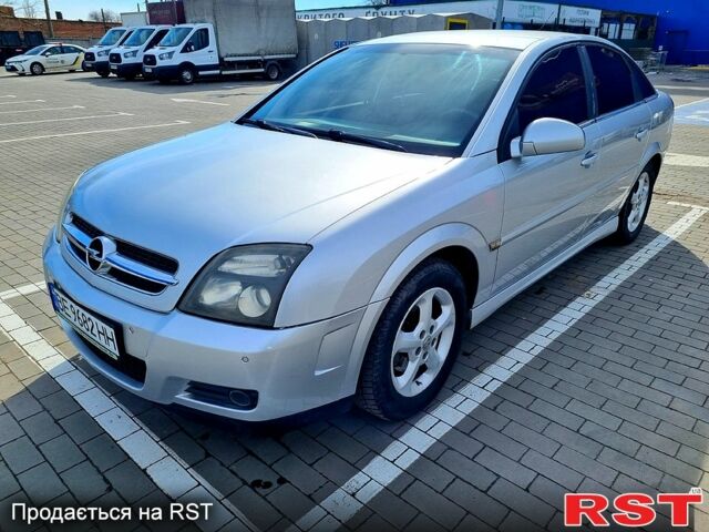 Серый Опель Вектра, объемом двигателя 2.2 л и пробегом 235 тыс. км за 3800 $, фото 1 на Automoto.ua