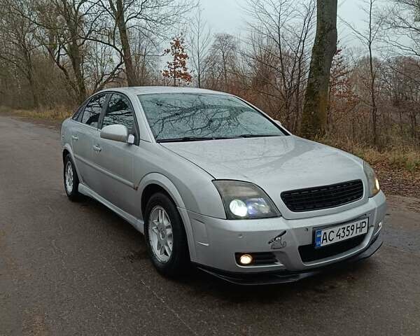 Серый Опель Вектра, объемом двигателя 2.17 л и пробегом 300 тыс. км за 3399 $, фото 1 на Automoto.ua